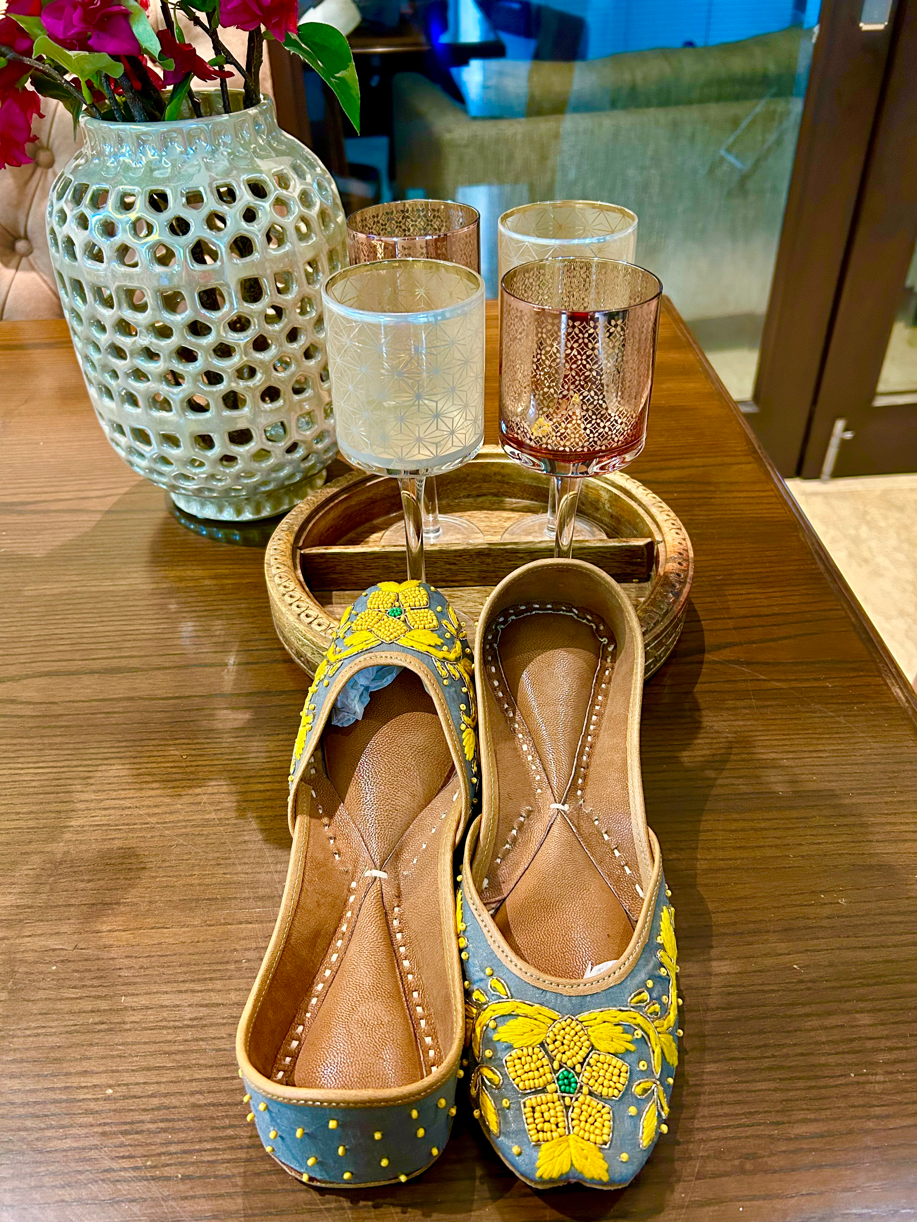 Pearl bloom Double Cushioned Jutti