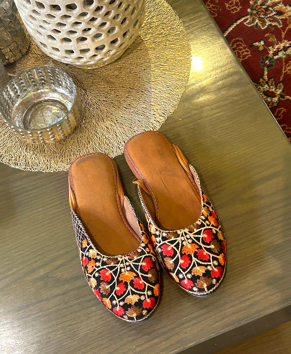 Thumbnail: Double Cushioned Jutti - mule 