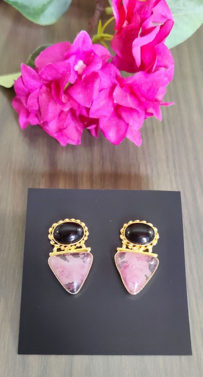 Matt Gold finish fusion earrings - black