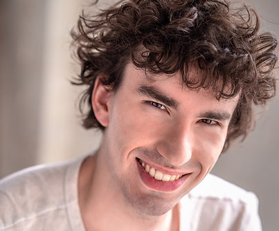 Noah Sargent - headshot_edited.jpg