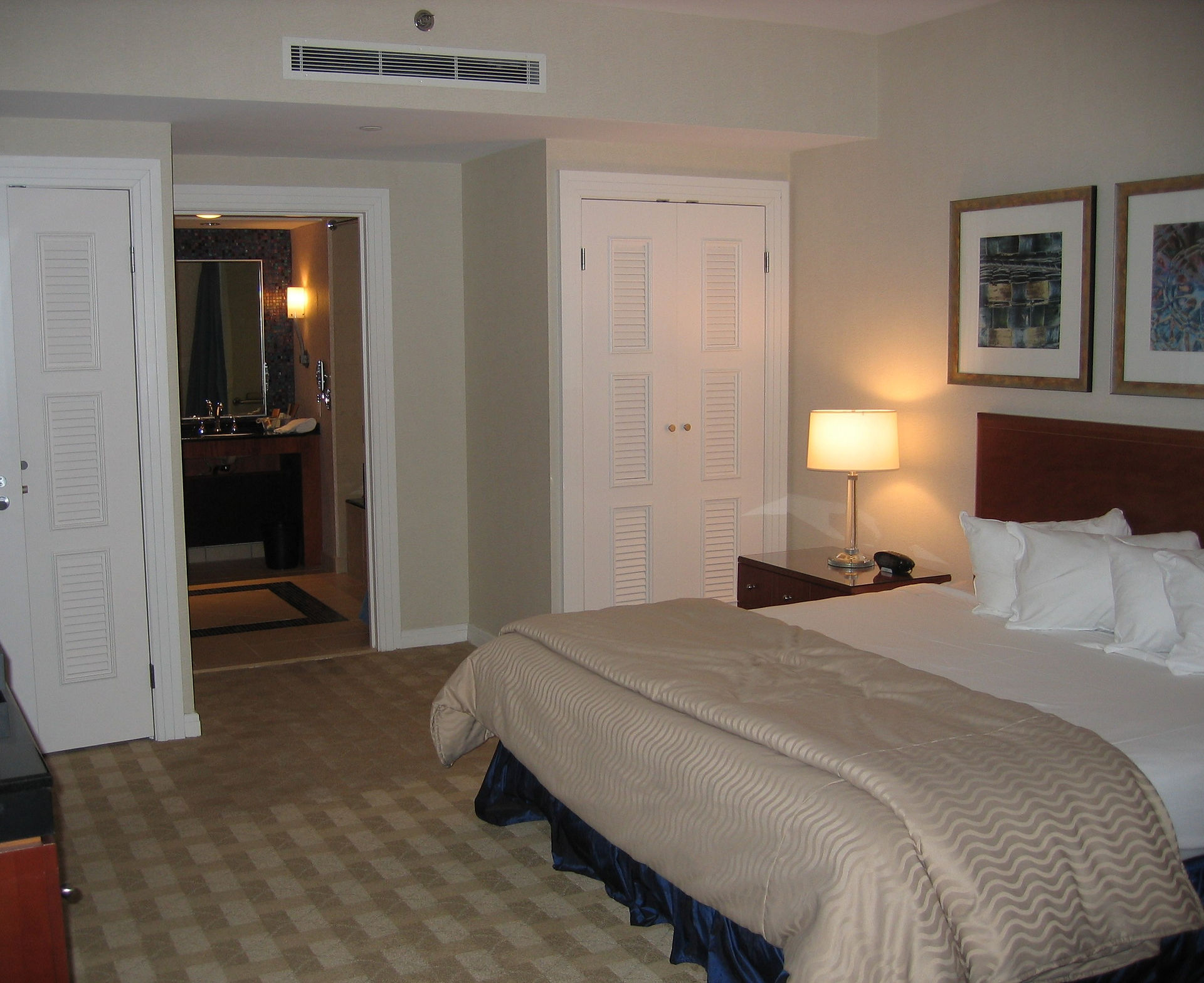 Mohegan Sun Hotel and Casino