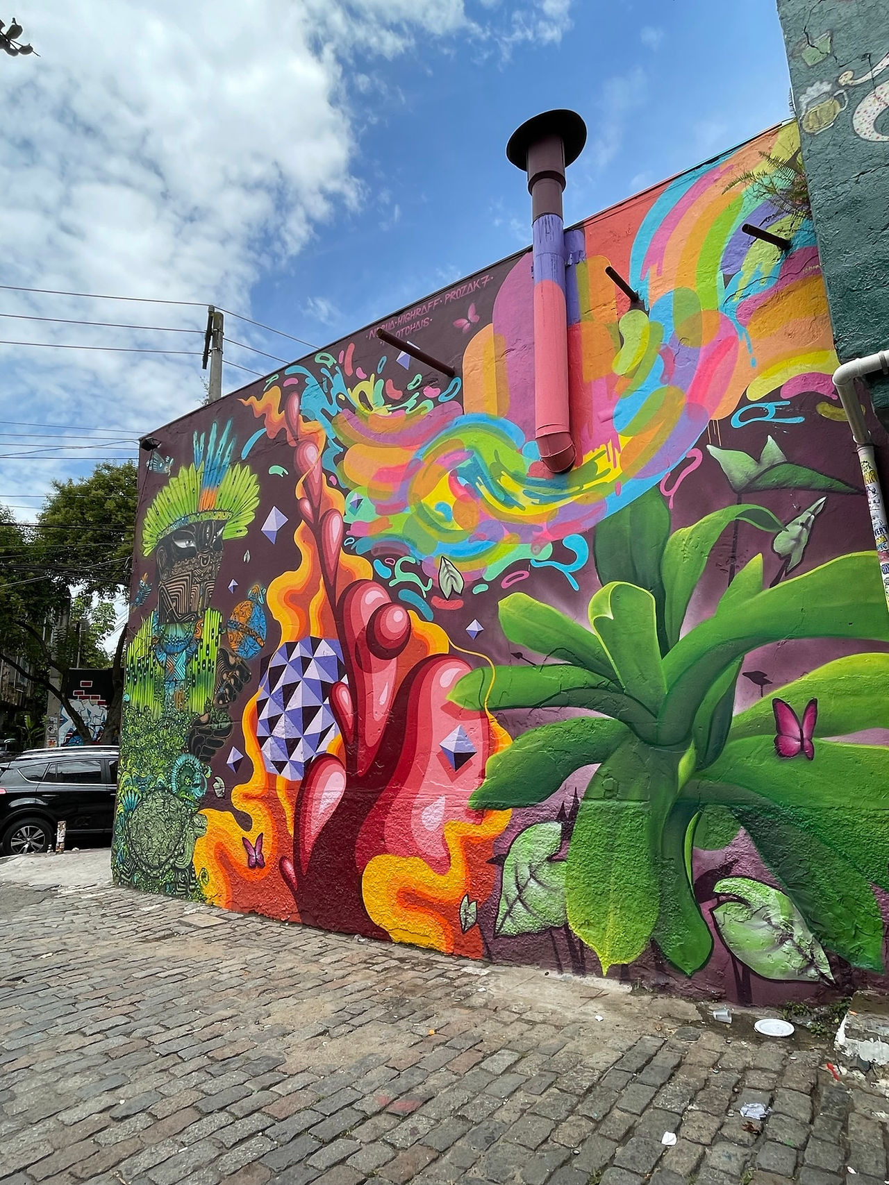 Beco do Batman (Batman's Alley) in São Paulo, Brazil