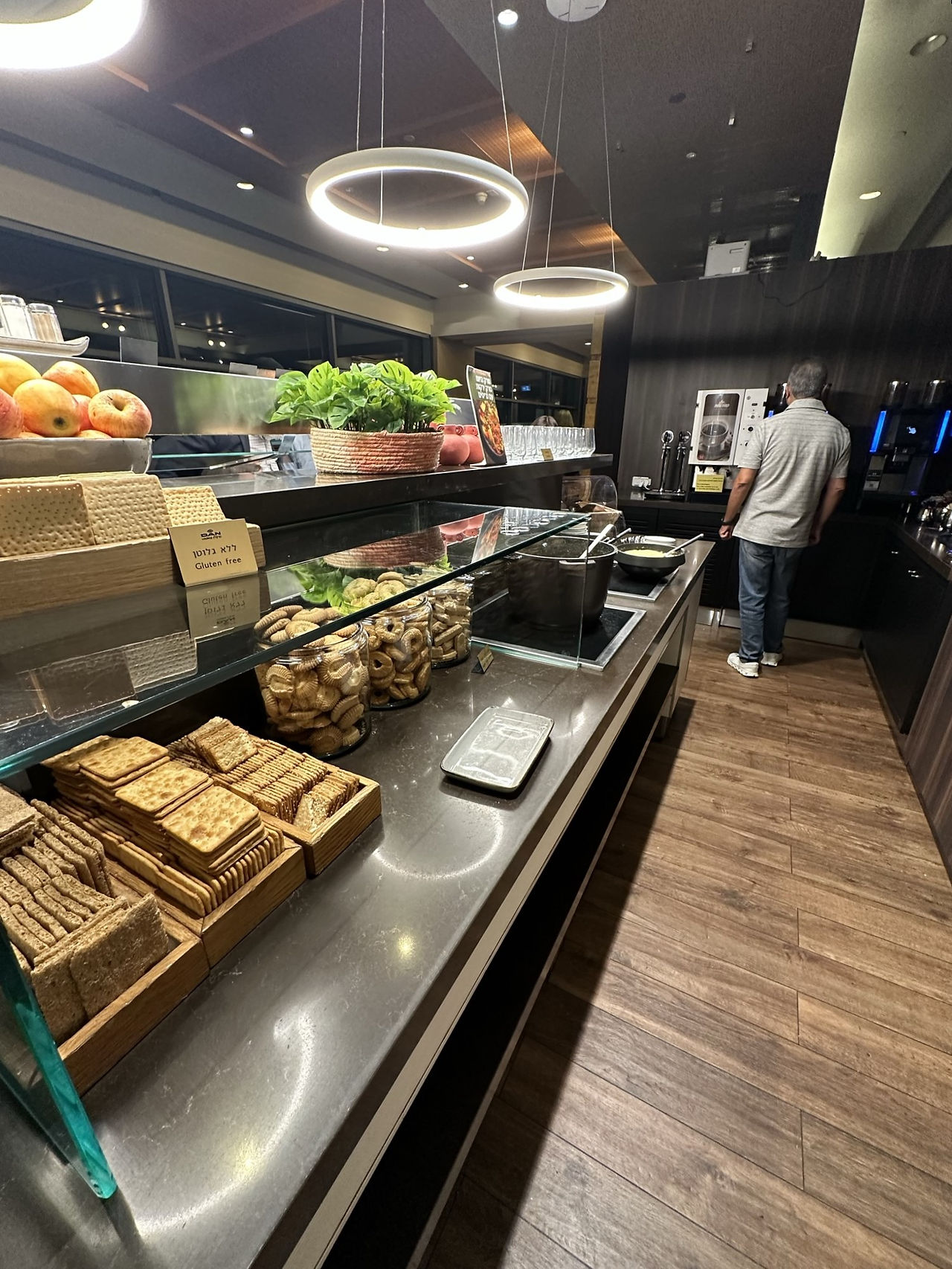 The Dan Lounge at Ben Gurion Airport