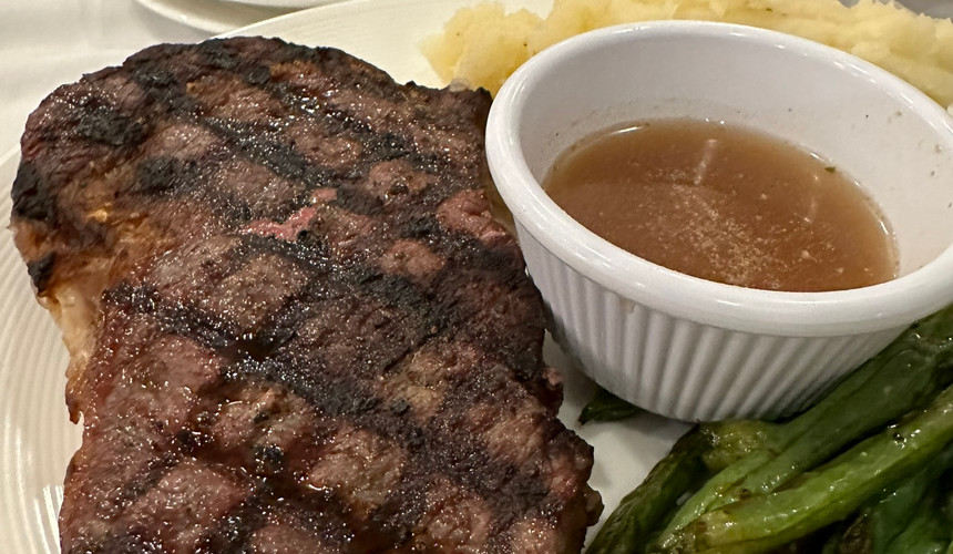 Shari's Bistro Kosher Restaurant near Atlantic City, New Jersey