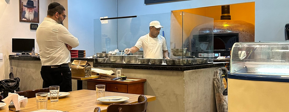 Berô Pizza Kosher Restaurant in São Paulo, Brazil
