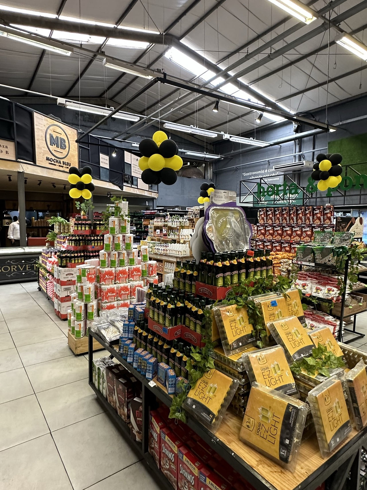 Urbanic Food Hall Kosher Market and Restaurant in São Paulo, Brazil