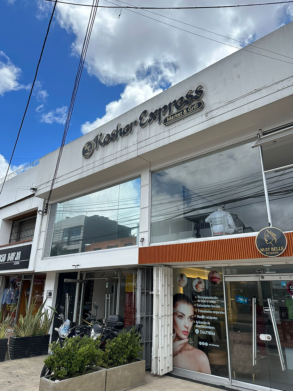 Kosher Express Bogotá: Restaurant, Butcher, and Bakery in Colombia