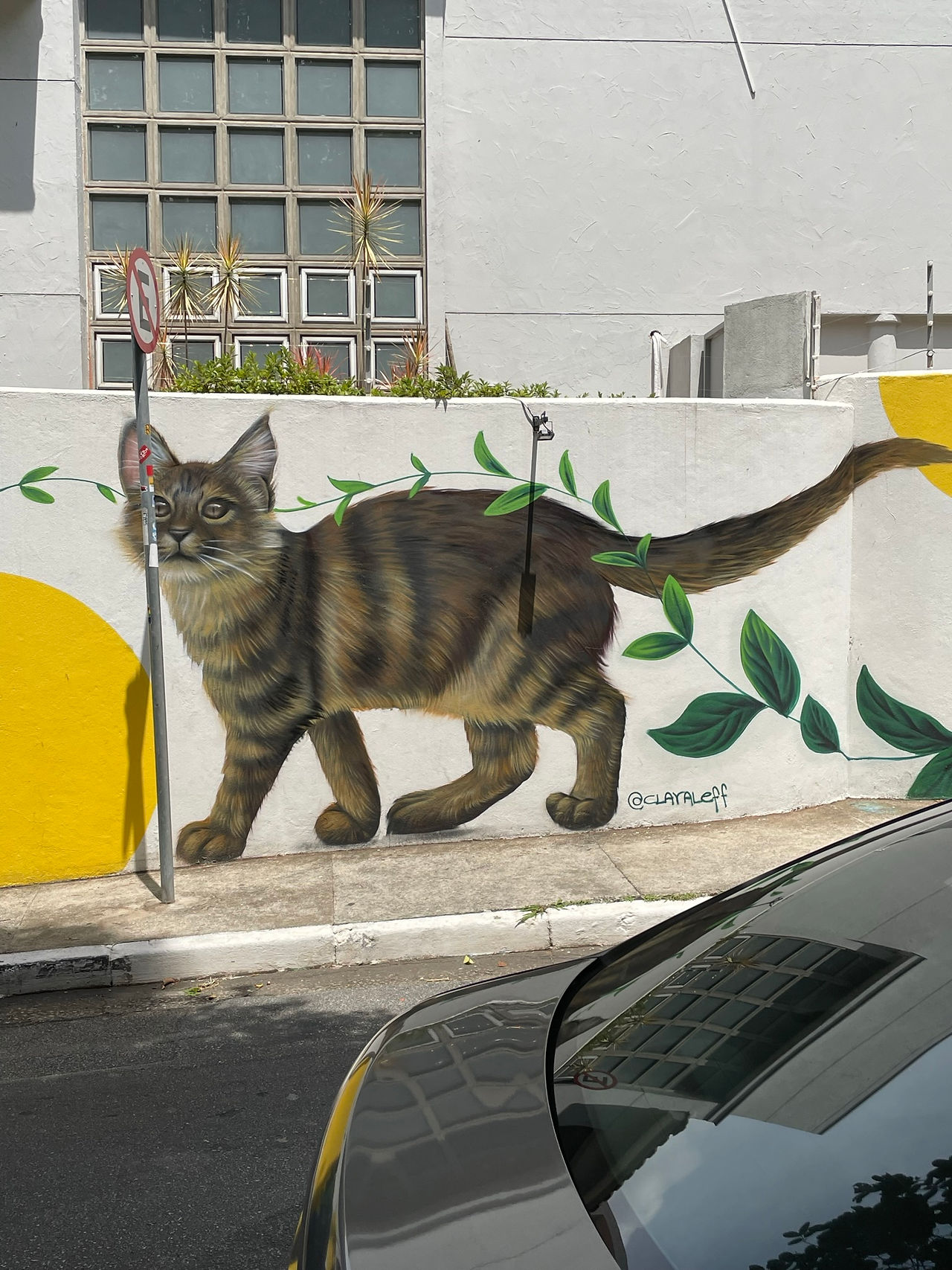 Beco do Batman (Batman's Alley) in São Paulo, Brazil