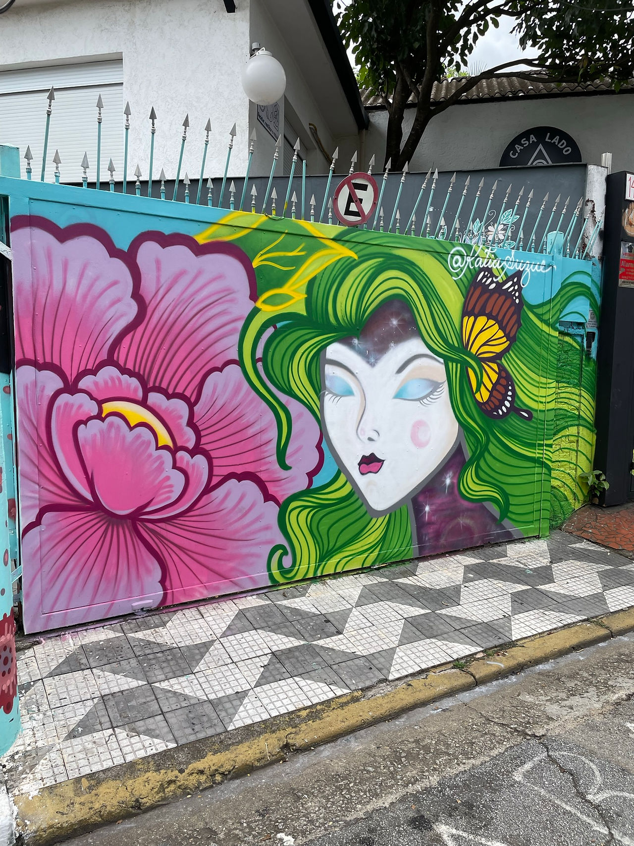 Beco do Batman (Batman's Alley) in São Paulo, Brazil