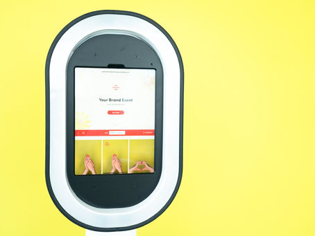10 Questions to Ask Before Hiring a Photo Booth Company