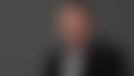 Entrevista con Carlos Laya: Humanismo, Historia y la Utopía de no repetir errores