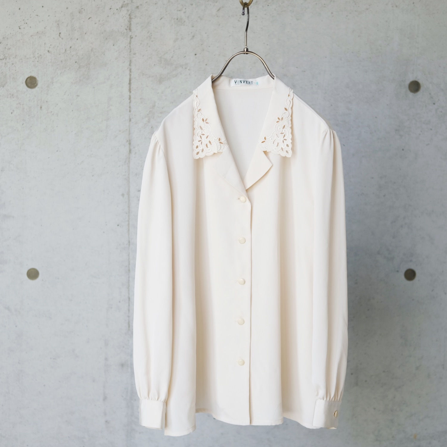 Vintage Vinvert Top