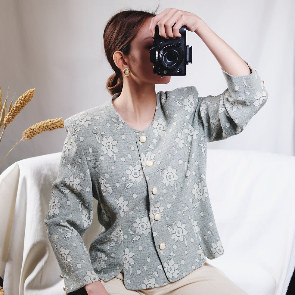 Thumbnail: Vintage Floral Blazer