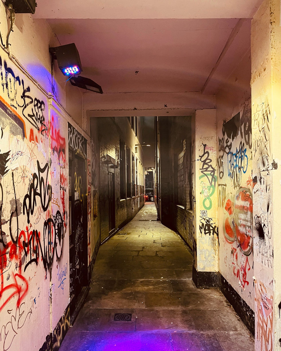 163DA6F2-74E6-4CE5-AE82-4AF4943CFC89