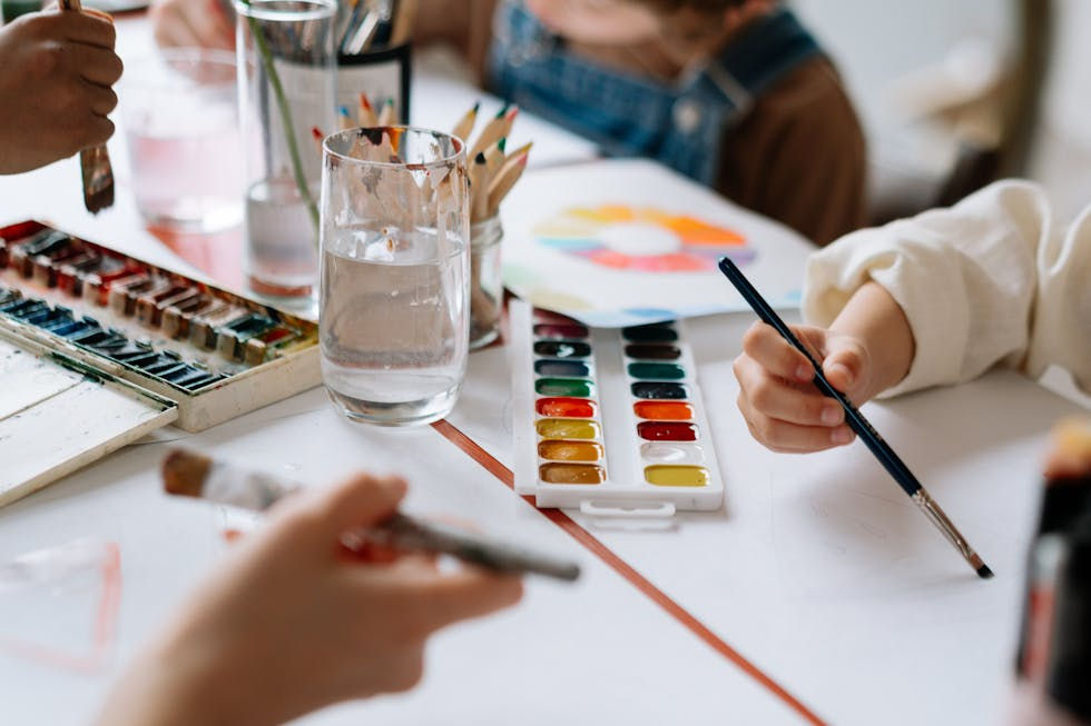 Saturday FREE* Youth Art Class (ages 12-18) (1)