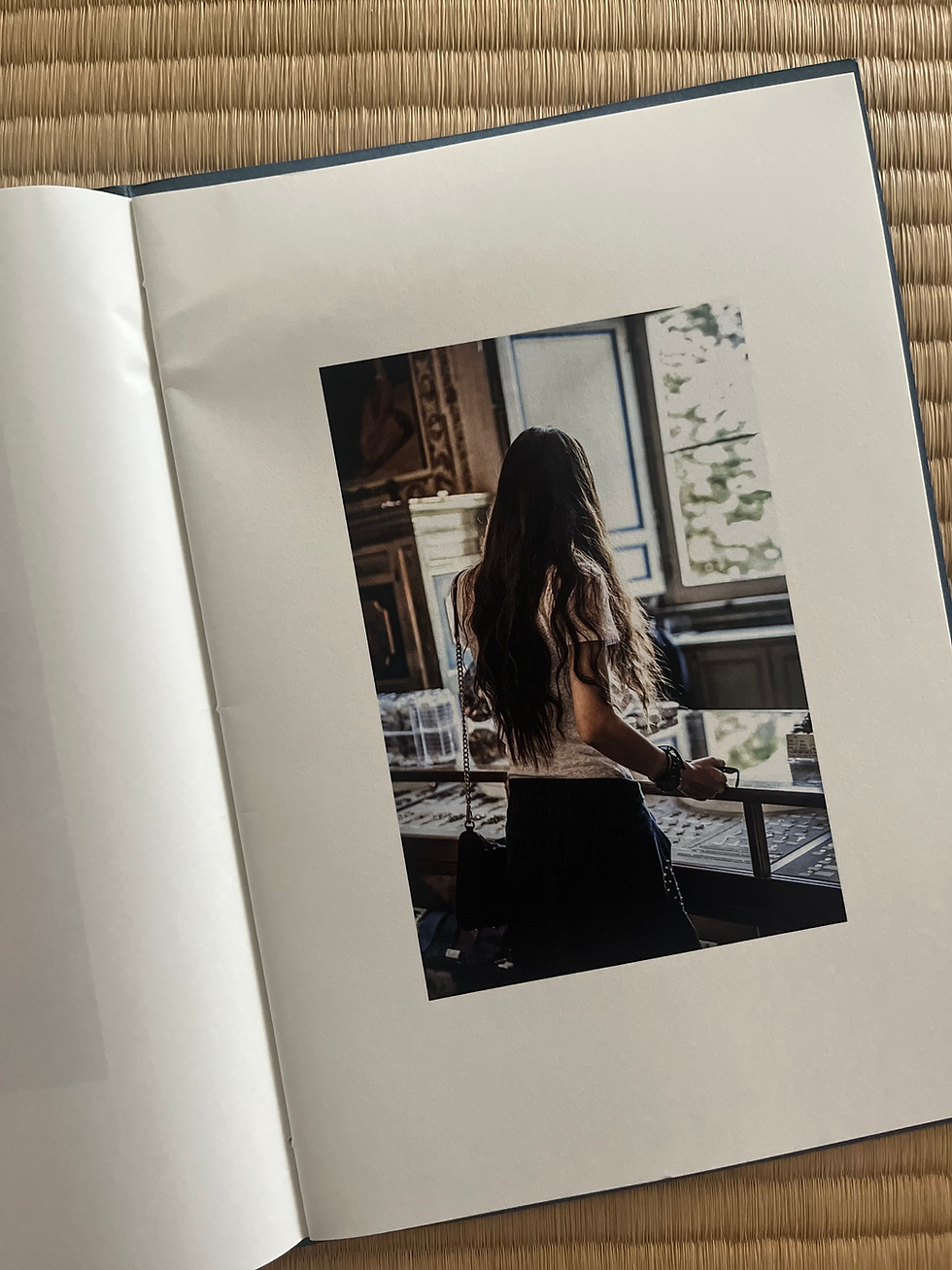 サムネイル： Lady in moment / サトウヒトミ 写真集