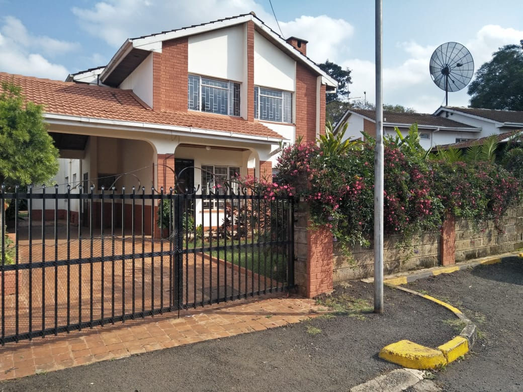 Four bedroom hse , waiyaki way.