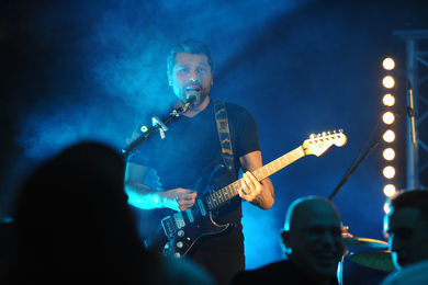Animation quiz musical le Live Music Show pour événement de soirée d'entreprise à Nantes.