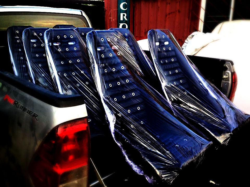 Thumbnail: Reproduction Retro JDM Classic Carbon Fiber Racing Seats