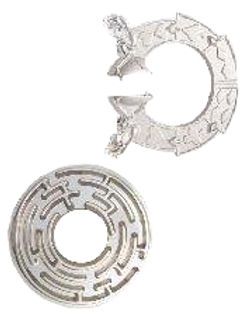 30766_Alice_labyrinth_apart