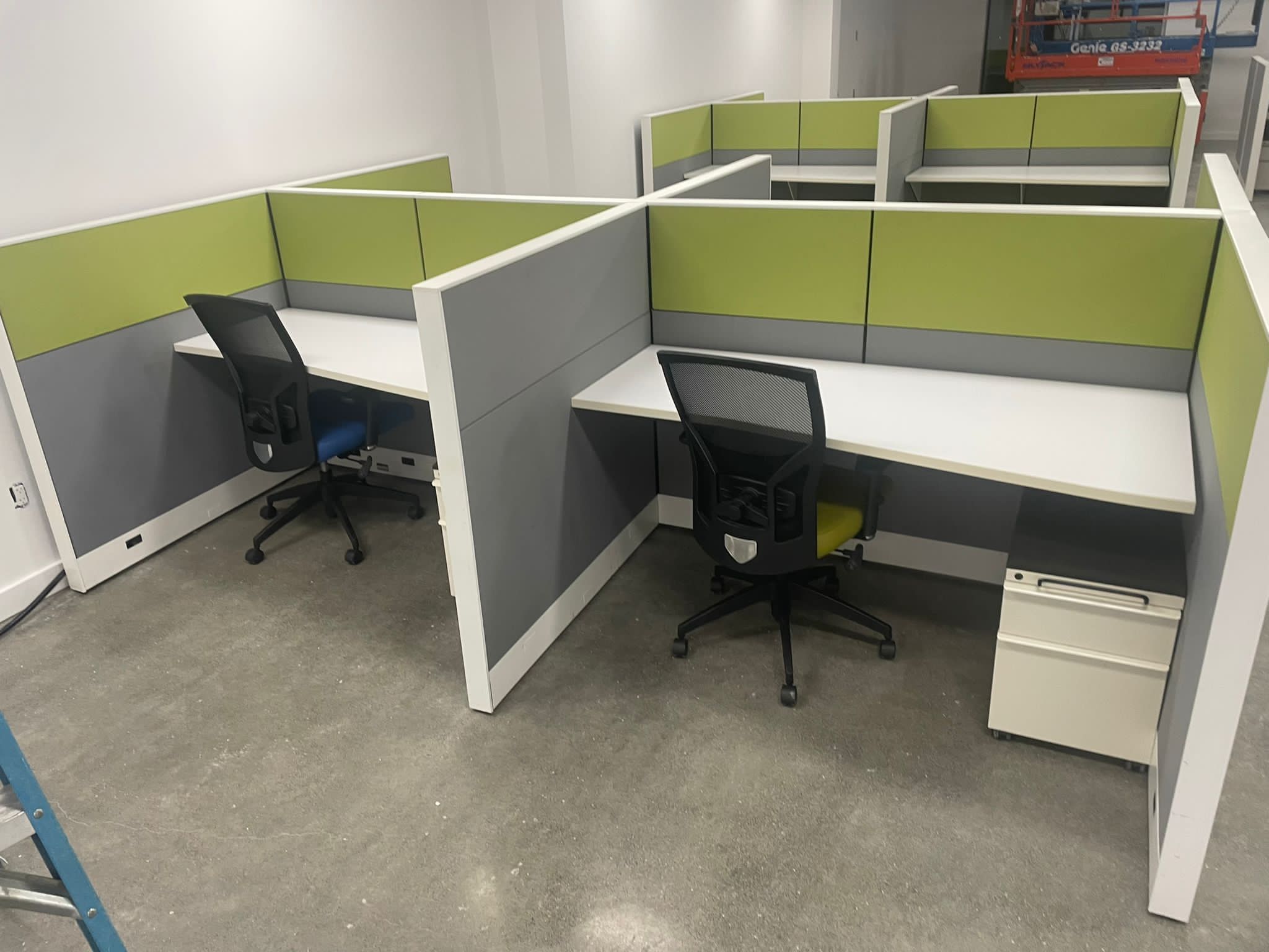 Knoll Horizon office furniture project available for rental setups