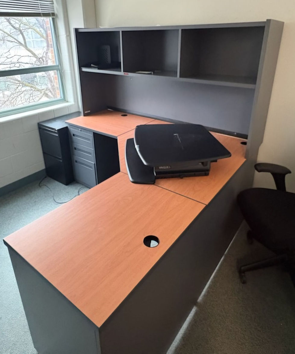 Thumbnail: Teknion L-Shape Desk(20)