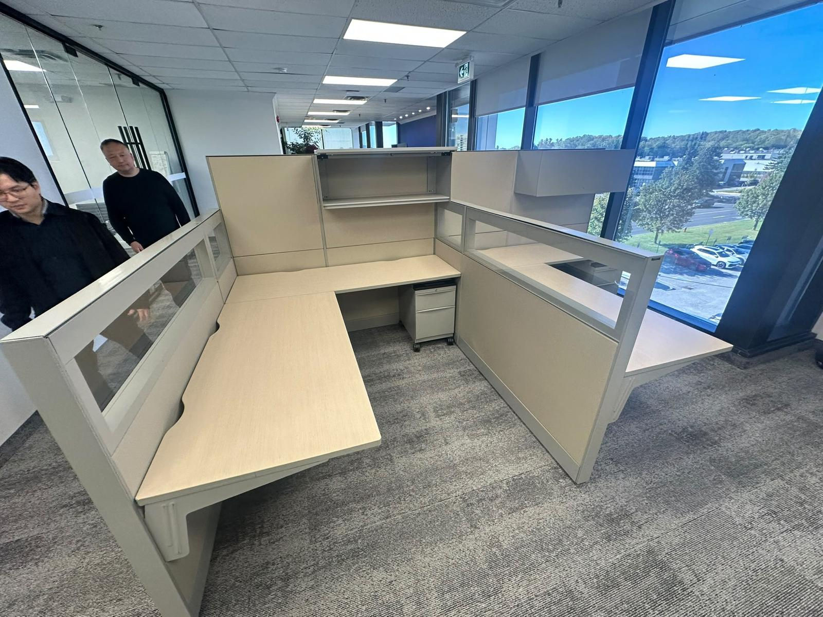 Teknion Leverage 6' x 7' Workstation Installation