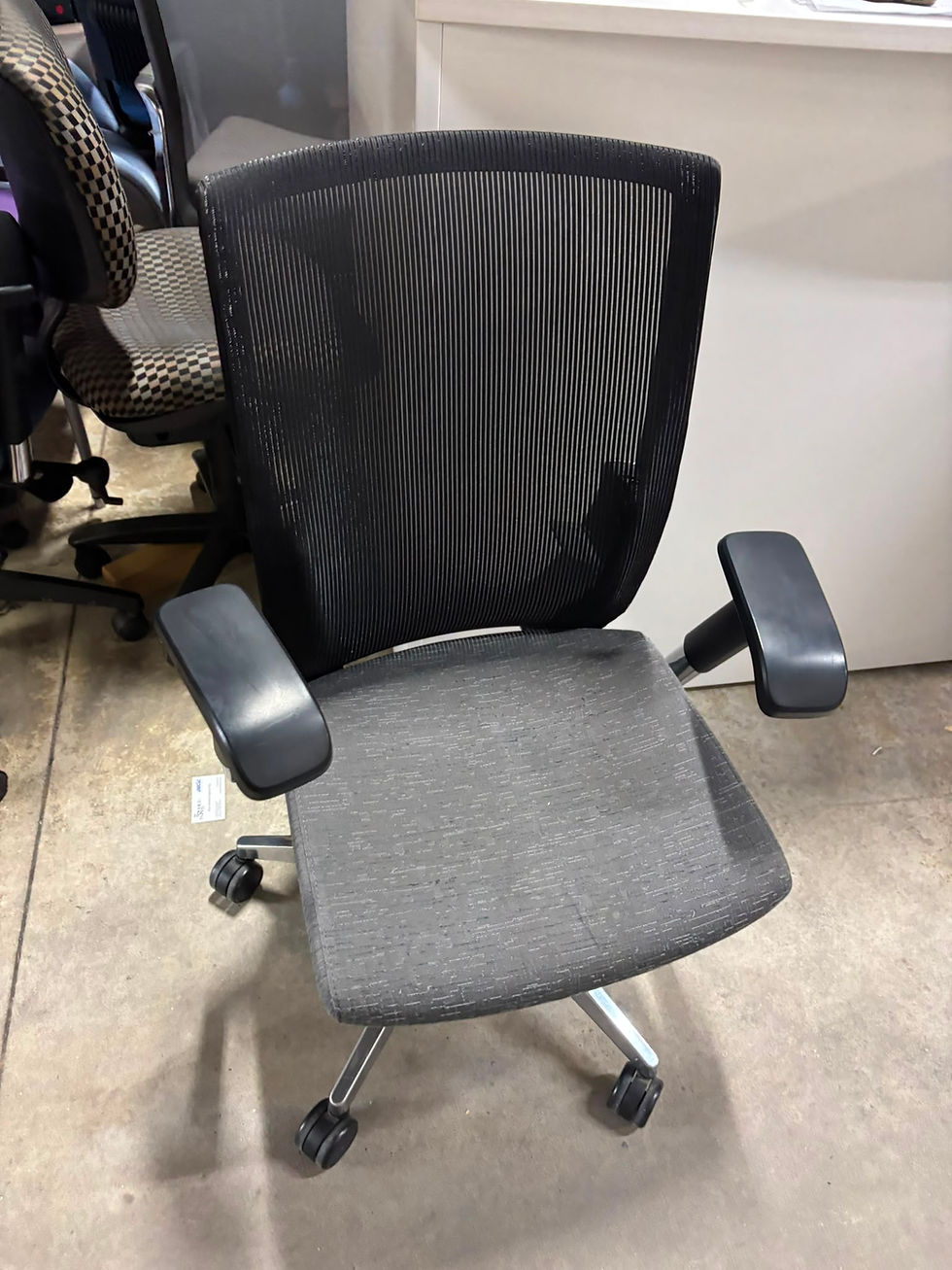 Used Office Chairs in Bulk for GTA Businesses: Buy 10, 25 or 50 Matching Chairs Without Overpaying