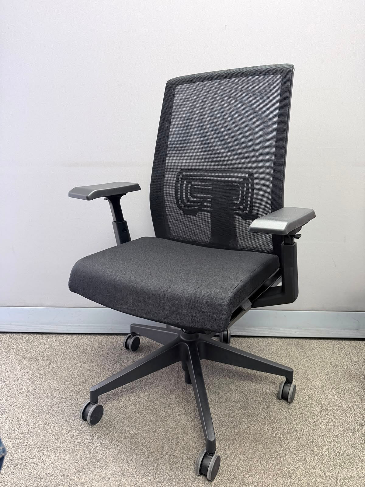 Haworth Very Chair β Brand New Ergonomic Task Chair(5)