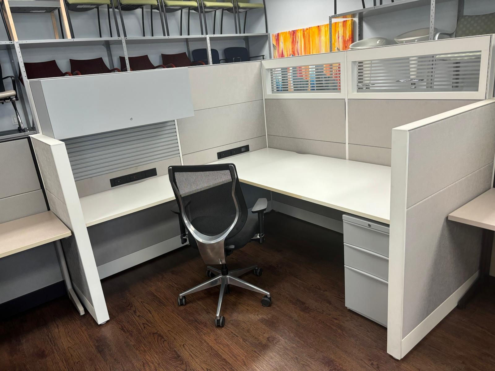 Teknion Leverage System(100)