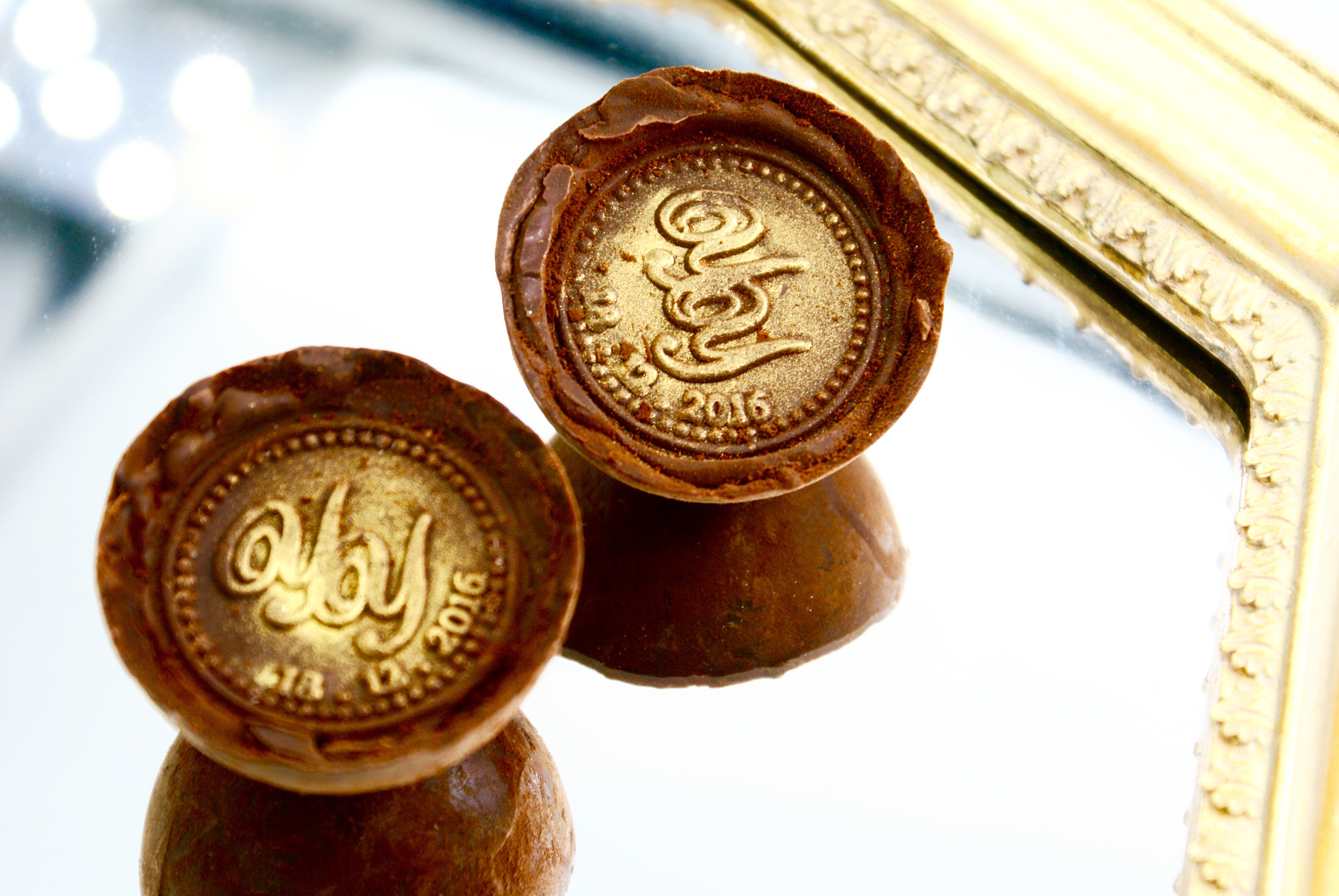 Wedding Chocolate Commemorative Ball