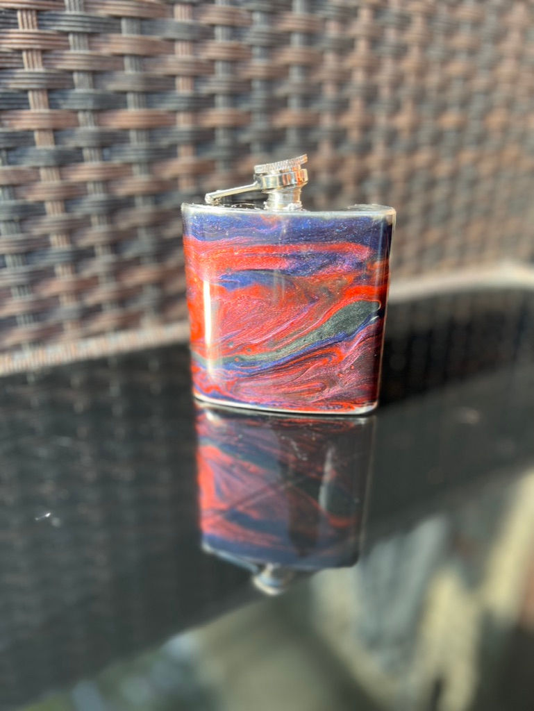Thumbnail: Resin Flask