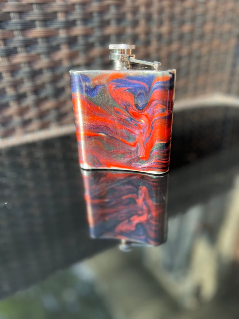 Thumbnail: Resin Flask