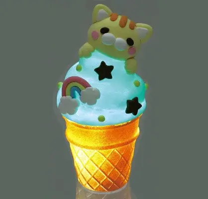 ふわふわ粘土を使ってソフトクリーム型のランタンを作ろう🍦