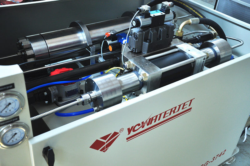 Miniaturbild: 【Best-selling】Water Jet Ceramic Tile Cutting Machine Cutting Ceramic,CE ISO