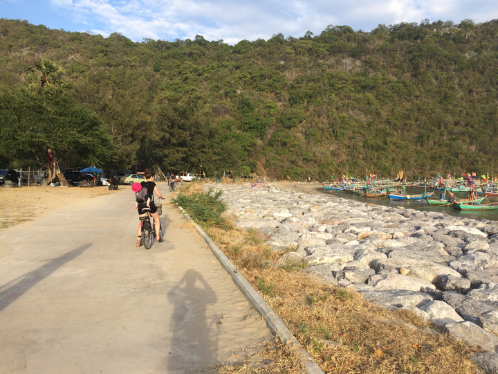 THAILAND (BABY 9 MÅNEDER)