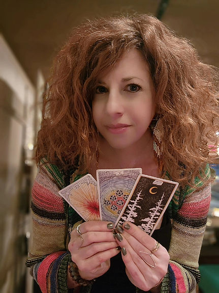 tarot card readings with suzaluna