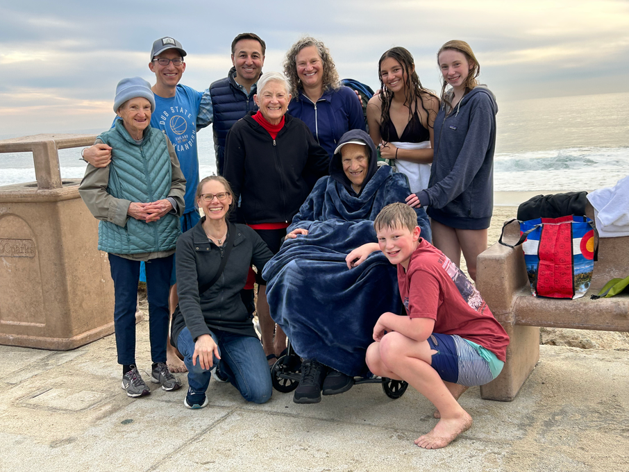 Jan 2023 Family Portrait Laguna Beach