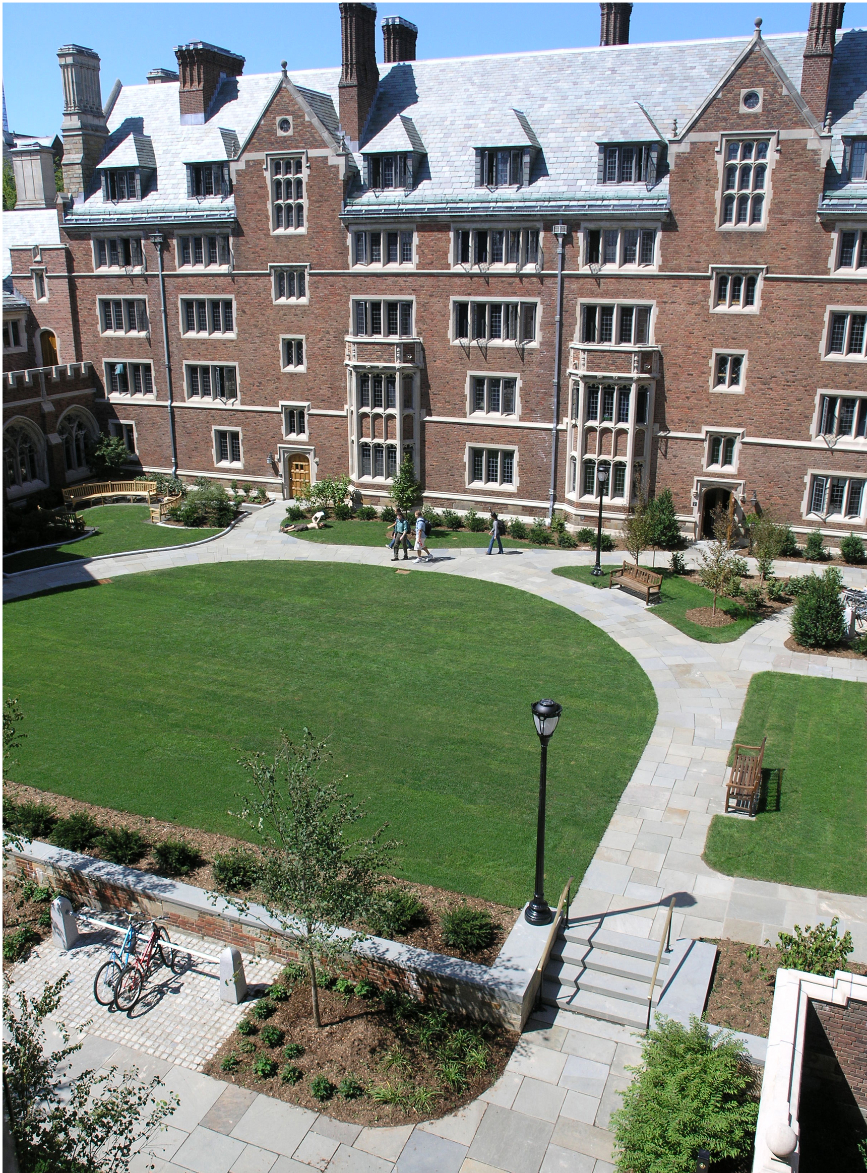 Grace College at Yale New Haven TowersGolde