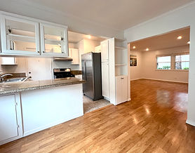 5811 Bowcroft street Unit 2,  Los Angeles