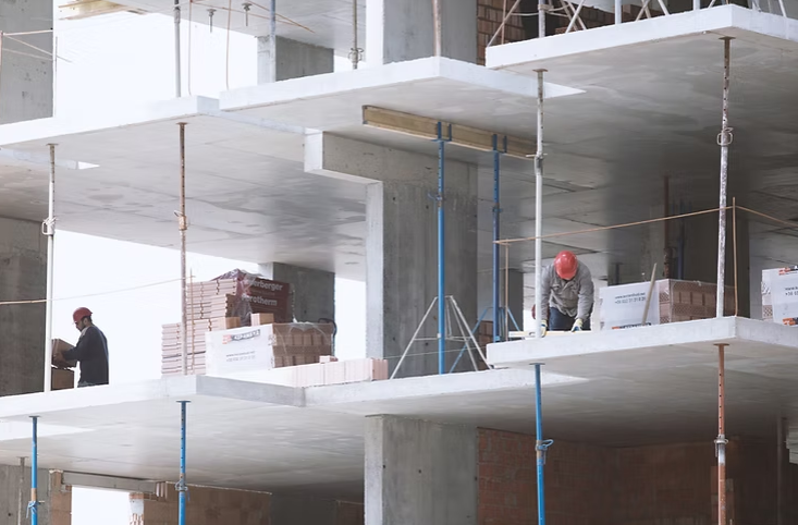 SC: REDUÇÃO DA JORNADA AUMENTARIA CUSTO DO TRABALHO EM 11,4%