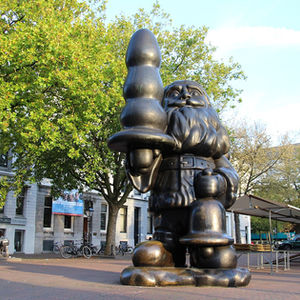Paul McCarthy - Santa Clause with a Buttplug