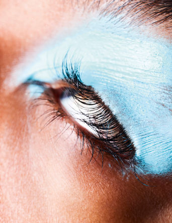 HUN20102 KISS MY GLASS 2004.jpg