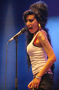 Amy_Winehouse_f4962007_crop_edited.jpg