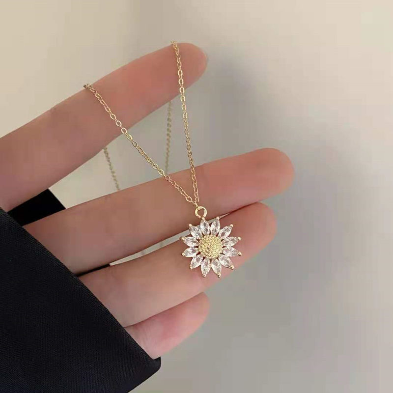 Thumbnail: New In Light Luxury Zircon Crystal Stainless Steel Necklaces For Women Korean Fa