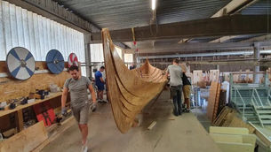 ENTUSIASTAS VIKINGS INVADIRÃO NOVA YORK COM O DRAKKAR MAIS RÁPIDO DO MUNDO