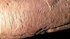 A mais antiga pedra rúnica: escrita muito antes da Era Viking