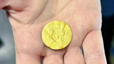 Moeda Bizantina de Ouro da Era Viking é encontrada nas montanhas da Noruega