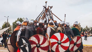 MONCHEGORSK SEDIARÁ UM FESTIVAL VIKING NA RÚSSIA