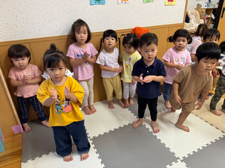 お部屋でなにを?? かえで先生投稿